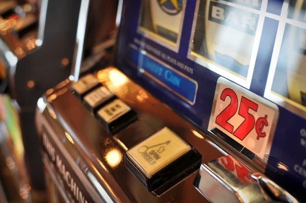 galaxybet77 Live Dealer Tables at Your Fingertips